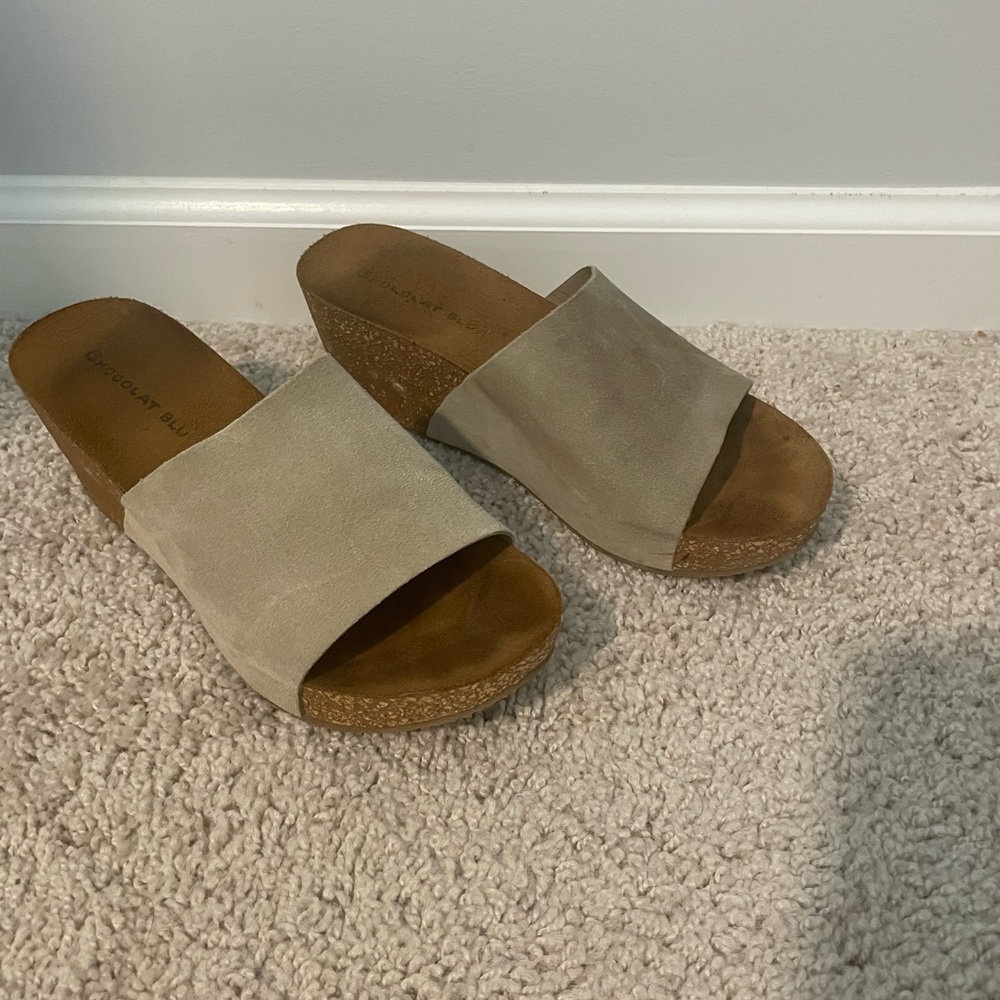 Chocolat Blu Cream Wedge Sandals